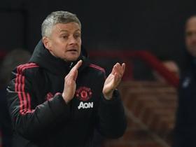 CHELSEA SUDAH, MU KINI FOKUS LAWAN LIVERPOOL