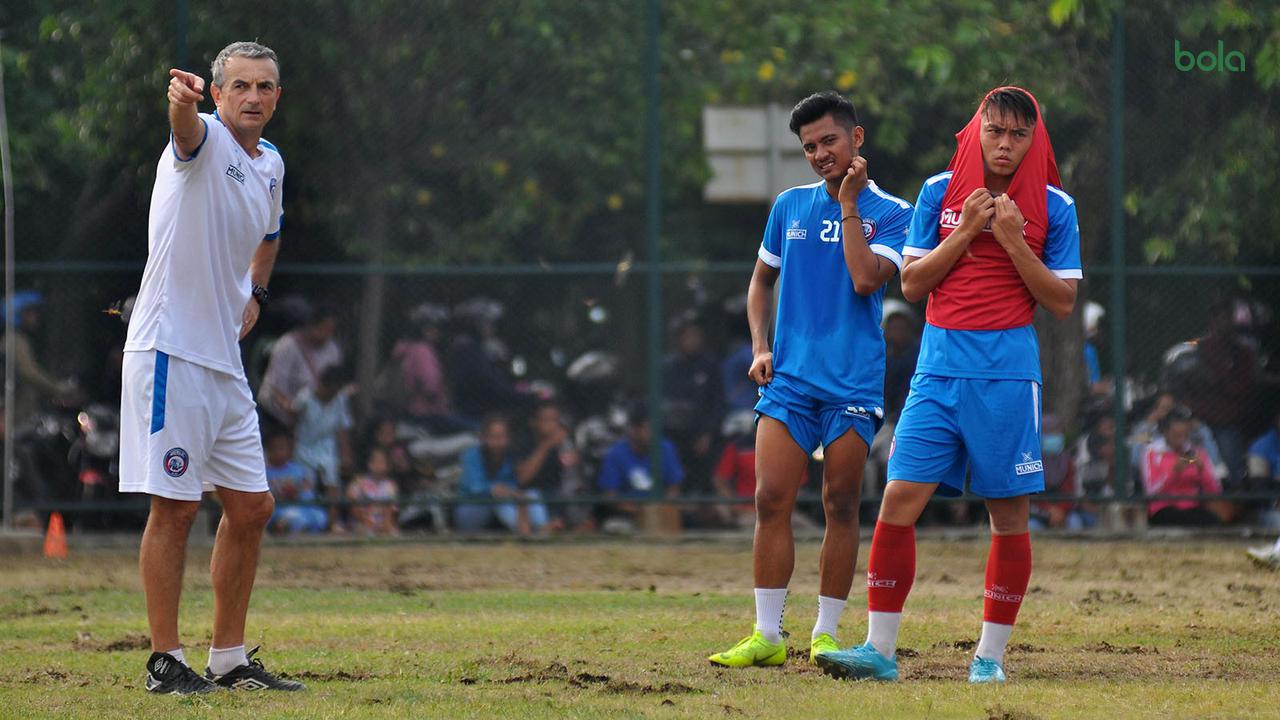 AREMA SENANG BERTEMU PERSIB DI PIALA INDONESIA