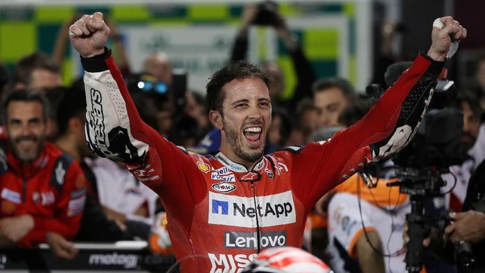 DOVIZIOSO MENANGI DUEL SENGIT DENGAN MARQUEZ DI MOTOGP QATAR