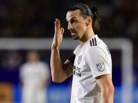 OGAH JADI PELATIH, ZLATAN IBRAHIMOVIC: BIKIN STRES!