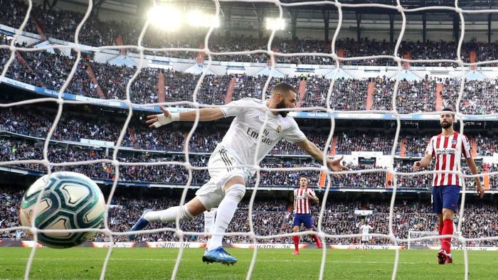 AKHIRNYA...KARIM BENZEMA BIKIN GOL DI KANDANG SAAT DERBY MADRID