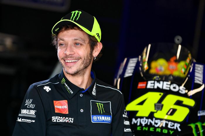 VALENTINO ROSSI SEBUT MUSIM TERBAIKNYA DI MOTOGP, ALASANNYA BAN