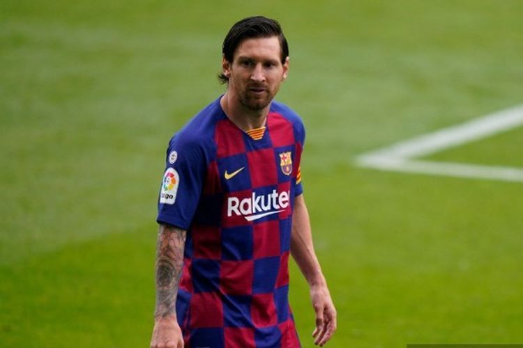 LIONEL MESSI BERTAHAN DI BARCELONA, ETO'O KEGIRANGAN