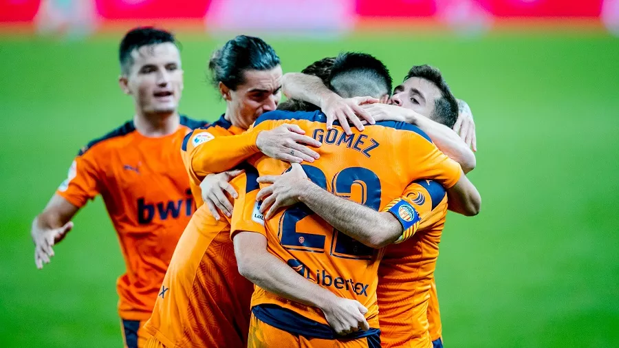 MENANG 1-0 ATAS REAL SOCIEDAD, VALENCIA PIMPIN KLASEMEN SEMENTARA LIGA SPANYOL