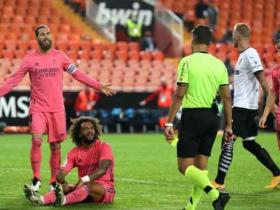 REAL MADRID KALAH 4-1, EMPAT BEK LOS BLANCOS SUMBANG EMPAT KESALAHAN