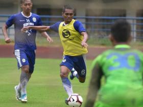 RASA SYUKUR WINGER PERSIB BANDUNG JELANG PIALA MENPORA 2021