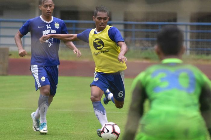 RASA SYUKUR WINGER PERSIB BANDUNG JELANG PIALA MENPORA 2021