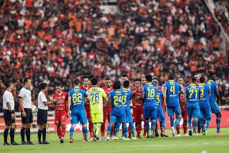 FINAL PIALA MENPORA PERSIB VS PERSIJA - SEJARAH LEBIH BERPIHAK KEPADA MAUNG BANDUNG