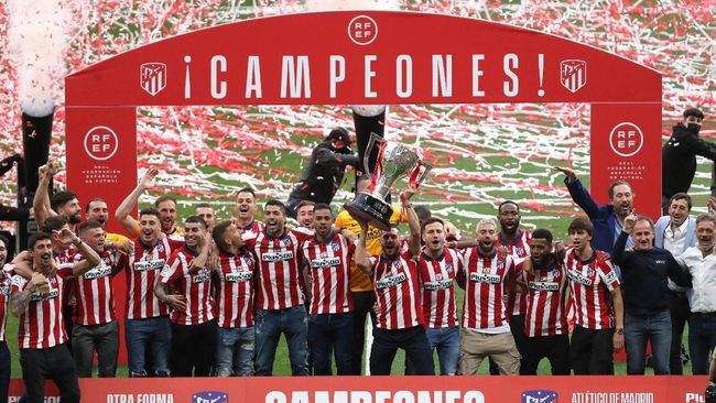 ATLETICO ANGKAT TROFI LIGA SPANYOL DI STADION YANG KOSONG