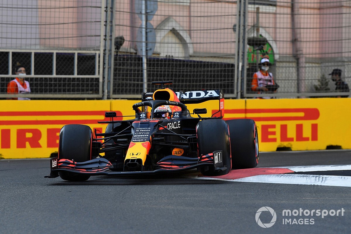 UPDATE KLASEMEN F1 USAI GP AZERBAIJAN: DUO RED BULL TIGA BESAR