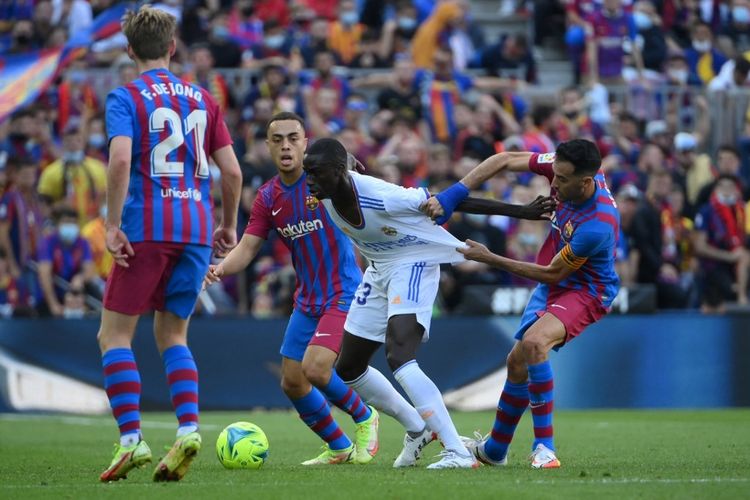 HASIL BARCELONA VS REAL MADRID: AGUERO DEBUT EL CLASICO DAN CETAK GOL, BARCA KALAH 1-2