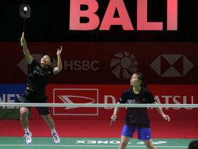 HASIL INDONESIA MASTERS 2021: 2 GIM LANGSUNG, GREYSIA / APRIYANI PASTIKAN TIKET PEREMPAT FINAL