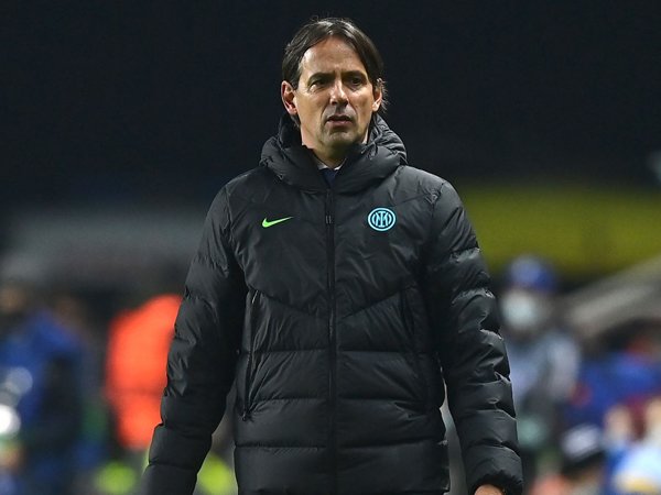 SIMONE INZAGHI INGATKAN INTER SEGERA ALIHKAN FOKUS KE DERBY MILAN