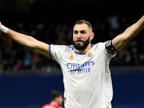 JADI TOP SKOR LIGA SPANYOL, BENZEMA DISEBUT SELEVEL RONALDO