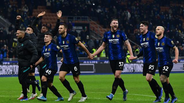 KLASEMEN LIGA ITALIA: INTER MILAN UNGGULI AC MILAN, PERSAINGAN 4 BESAR MEMANAS