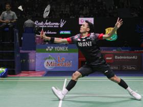 HEAD TO HEAD JONATAN CHRISTIE VS ZHAO JUN PENG, DUEL BABAK 16 BESAR INDONESIA OPEN 2022